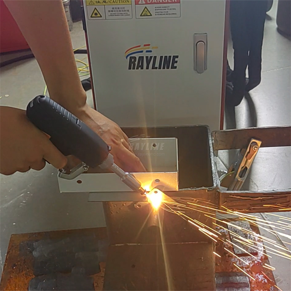 Nowa Mini Przenośna Spawarka L – Industrial Laser Cleaning recenzja i cena